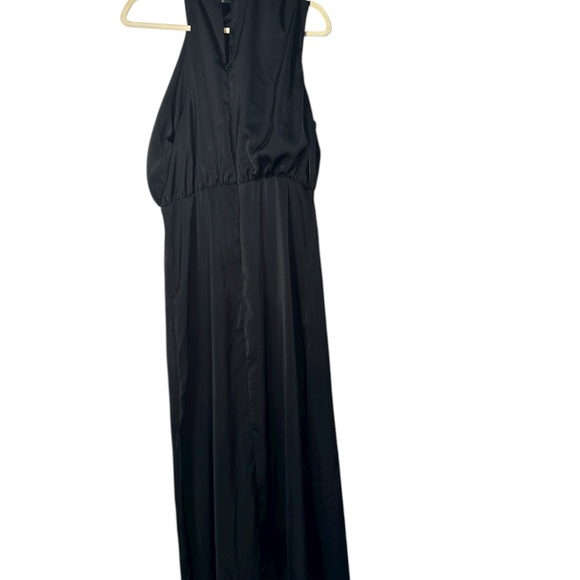 Black Asymmetrical Halter Dress‎ - Picture 2 of 8